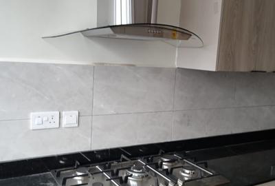 5 Bed Townhouse with En Suite in Westlands Area