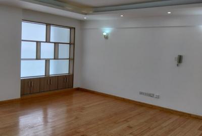 3 Bed Apartment with En Suite at Othaya Road