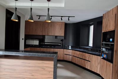 3 Bed Apartment with En Suite at Peponi Rd - 3