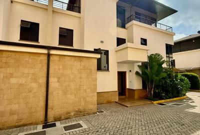 4 Bed Townhouse with En Suite at Othaya Road - 4