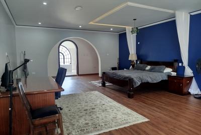 5 Bed House with En Suite in Karen - 3