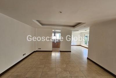 3 Bed Apartment with En Suite in Spring Valley