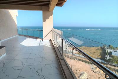 Serviced 5 Bed Apartment with En Suite at 1St Avanue