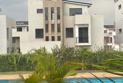 4 Bed Villa with En Suite in Kiambu Road