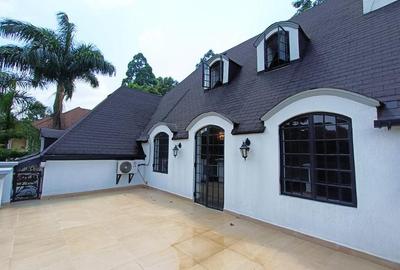 6 Bed House with En Suite in Kitisuru