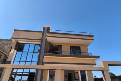 4 Bed House with En Suite in Ruiru