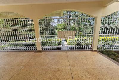 5 Bed House with En Suite in Nyari - 3