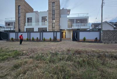 5 Bed House with En Suite at Kamakis
