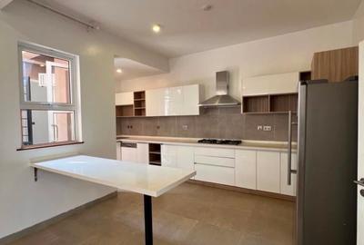 4 Bed Townhouse with En Suite in Lavington - 4