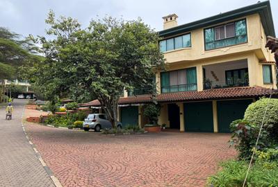 3 Bed Townhouse with En Suite in Kyuna