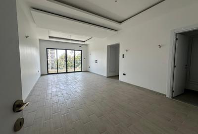 2 Bed Apartment with En Suite in Lavington - 2