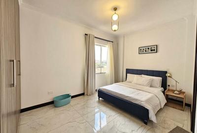 Serviced 2 Bed Apartment with En Suite in Brookside - 4