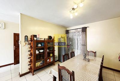 4 Bed Apartment with En Suite in Parklands - 3