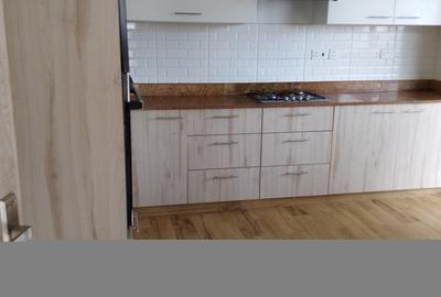 3 Bed Apartment with En Suite at Parklands - 2