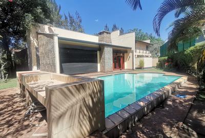 4 Bed House with En Suite at Runda - 4