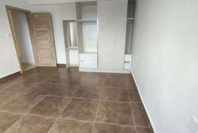 1 Bed Apartment with En Suite at Westlands - 3