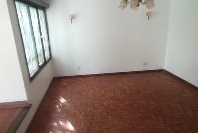 5 Bed House with En Suite at Gigiri - 4