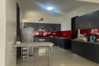 3 Bed Apartment with En Suite in Parklands