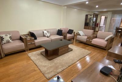 Serviced 2 Bed Apartment with En Suite in Nyari