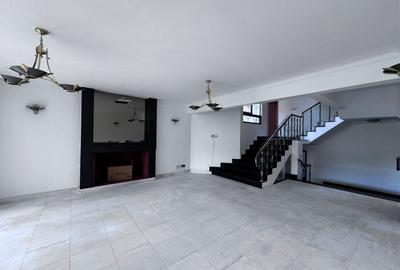 5 Bed House with En Suite in Gigiri - 2