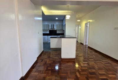 4 Bed Apartment with En Suite in Kileleshwa