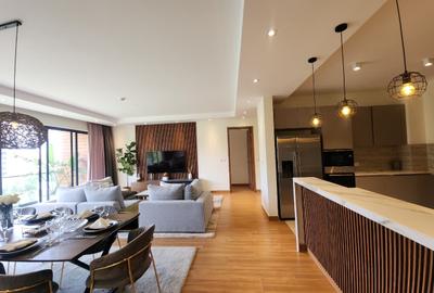 3 Bed Apartment with En Suite in Riverside - 2