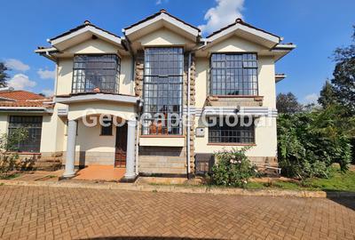 4 Bed Villa with En Suite in Nyari