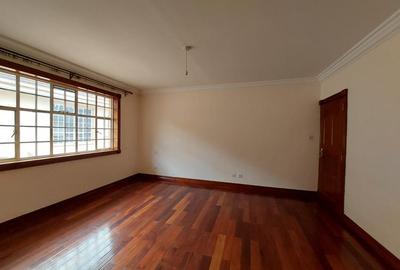 4 Bed Townhouse with En Suite in Lavington