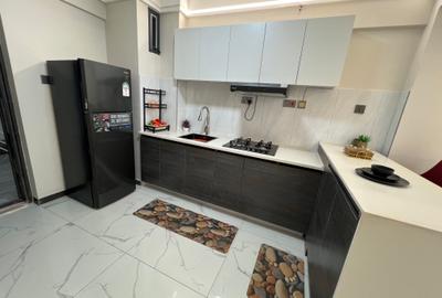 2 Bed Apartment with En Suite in Kilimani - 3