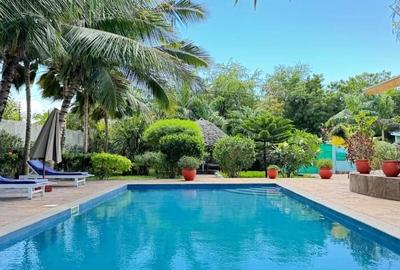 4 Bed House with En Suite in Diani