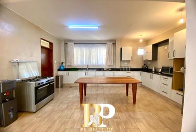 Furnished 3 Bed Apartment with En Suite in Brookside - 3