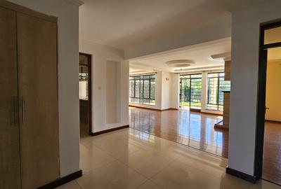 4 Bed Townhouse with En Suite in Kiambu Road - 3