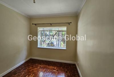 4 Bed House with En Suite in Nyari - 4