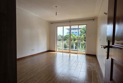 3 Bed Apartment with Swimming Pool at Riverside Drive