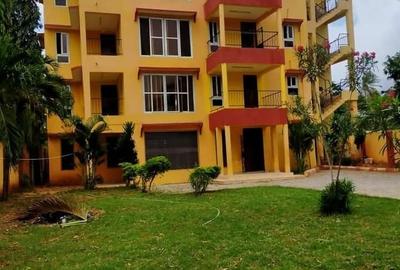 3 Bed Apartment with En Suite in Mtwapa