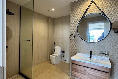Serviced 2 Bed Apartment with En Suite in Westlands Area - 4
