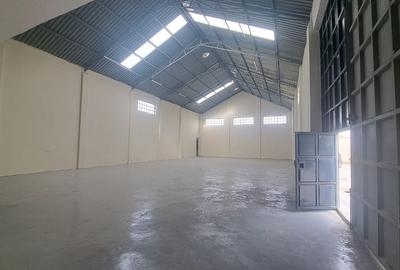5,000 ft² Warehouse with Parking in Mlolongo - 2