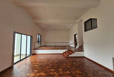 5 Bed House with En Suite in Loresho - 3