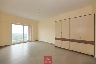 3 Bed Apartment with En Suite at 4Th Parklands