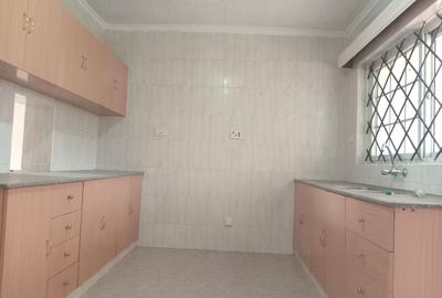 2 Bed Apartment with En Suite in Kilimani