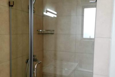 Serviced 4 Bed Apartment with En Suite at Hatheru Rd