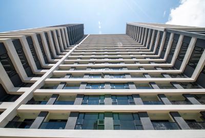 1 Bed Apartment with En Suite at Westlands Road - 2