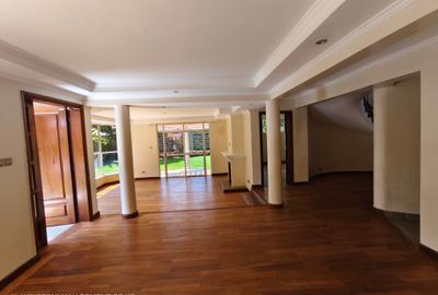 5 Bed Townhouse with En Suite at Lavington Green