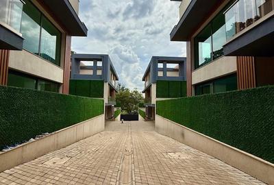 5 Bed Townhouse with En Suite at Chalbi Drive - 2