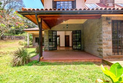 6 Bed Villa with En Suite in Karen - 4