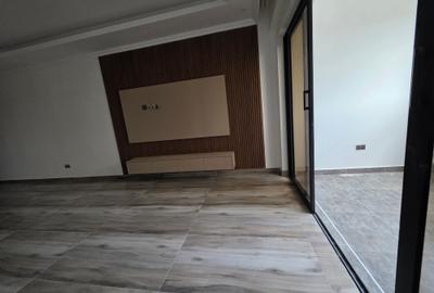 2 Bed Apartment with En Suite in Brookside - 3