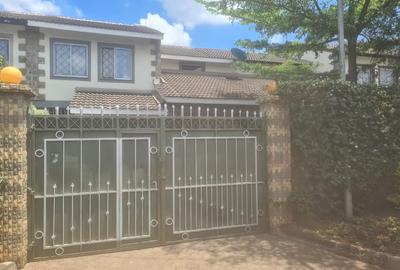 4 Bed House with En Suite at Donholm