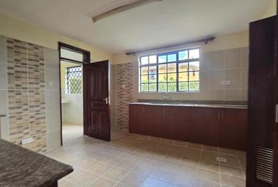 4 Bed House with En Suite in Runda