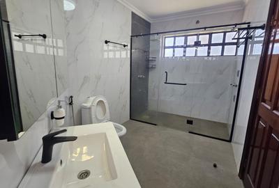 4 Bed Apartment with En Suite in Lavington - 3