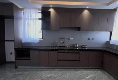 5 Bed Townhouse with En Suite at Kamangu Area - 3